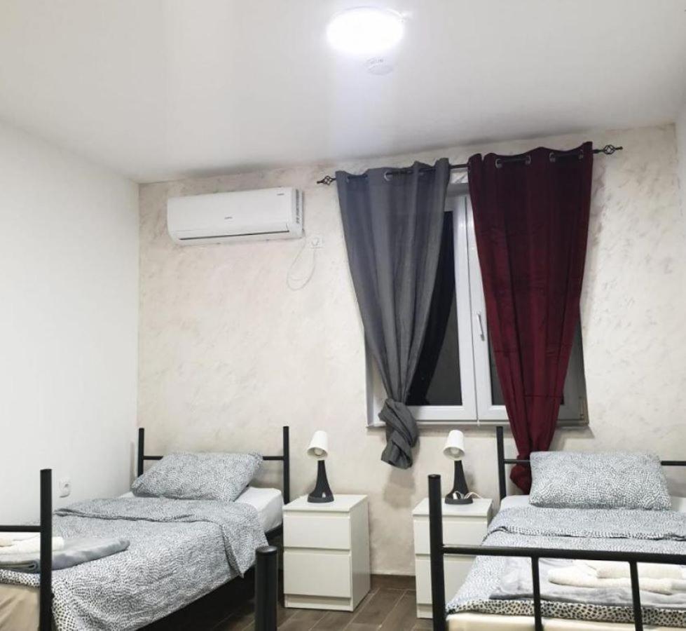 Gas Otel Belgrad Exterior foto
